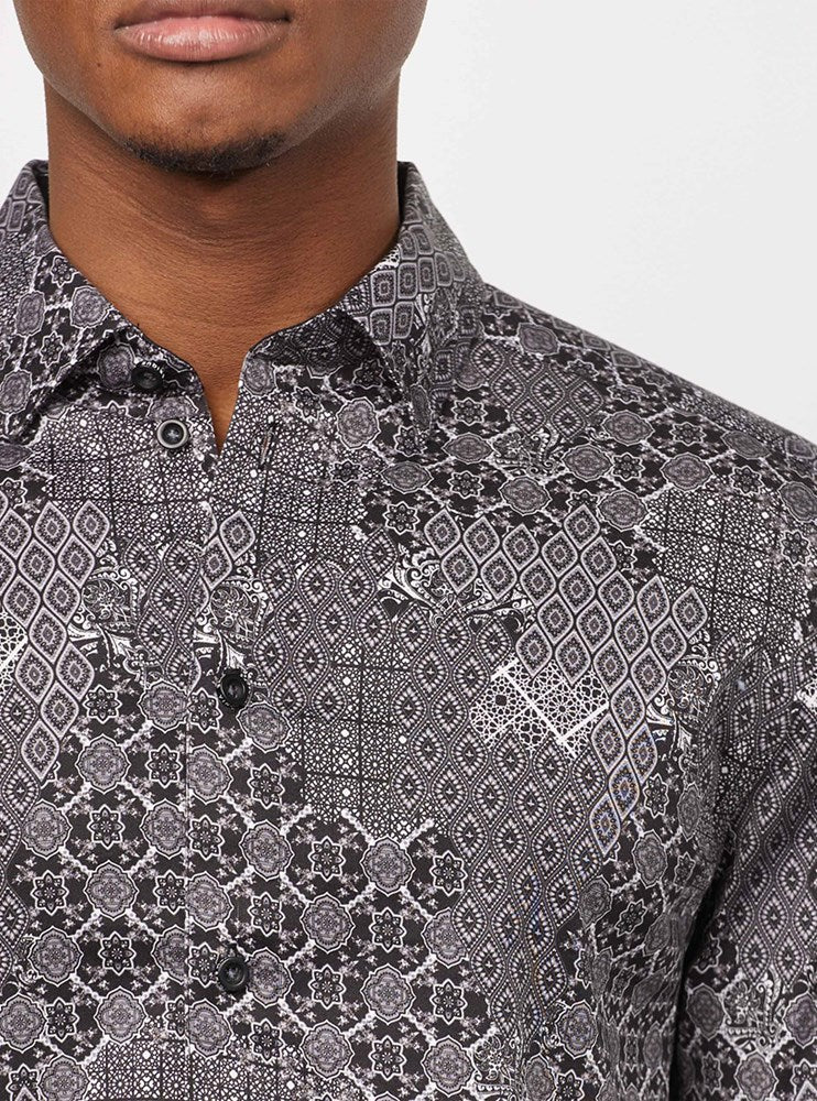 Men's casual long sleeve shirt
