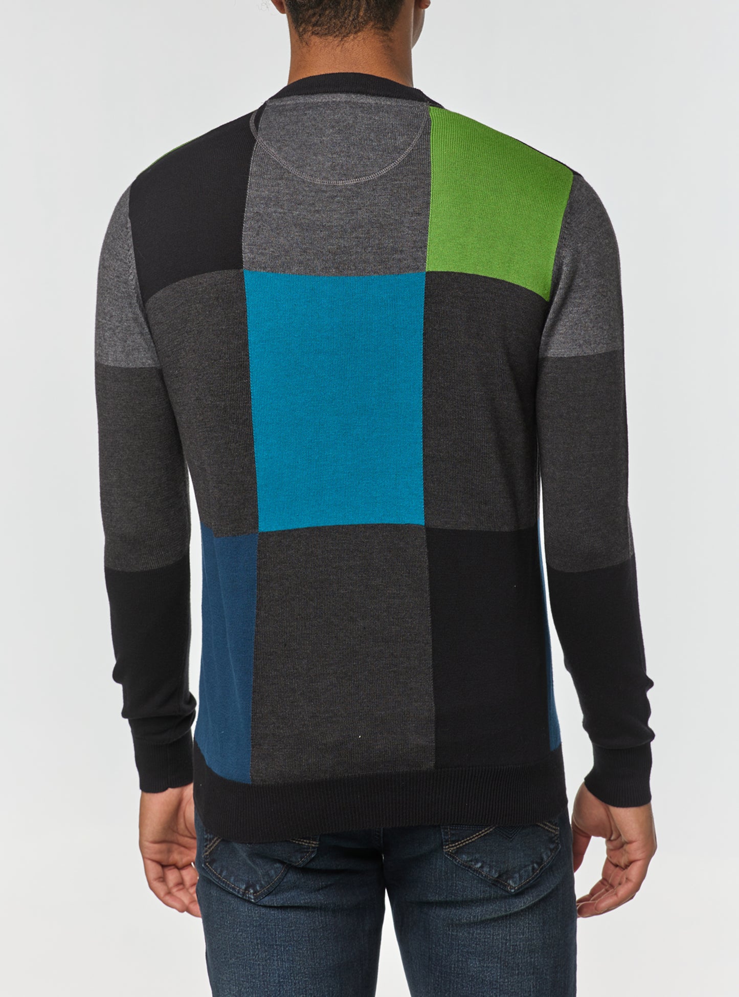 Men's v neck sweater