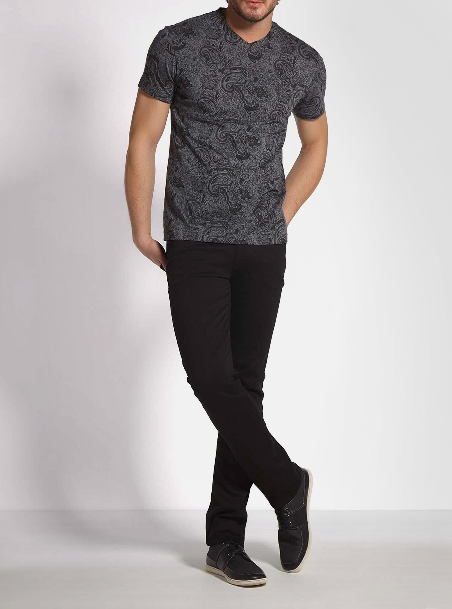 Men's v neck short sleeve t-shirt