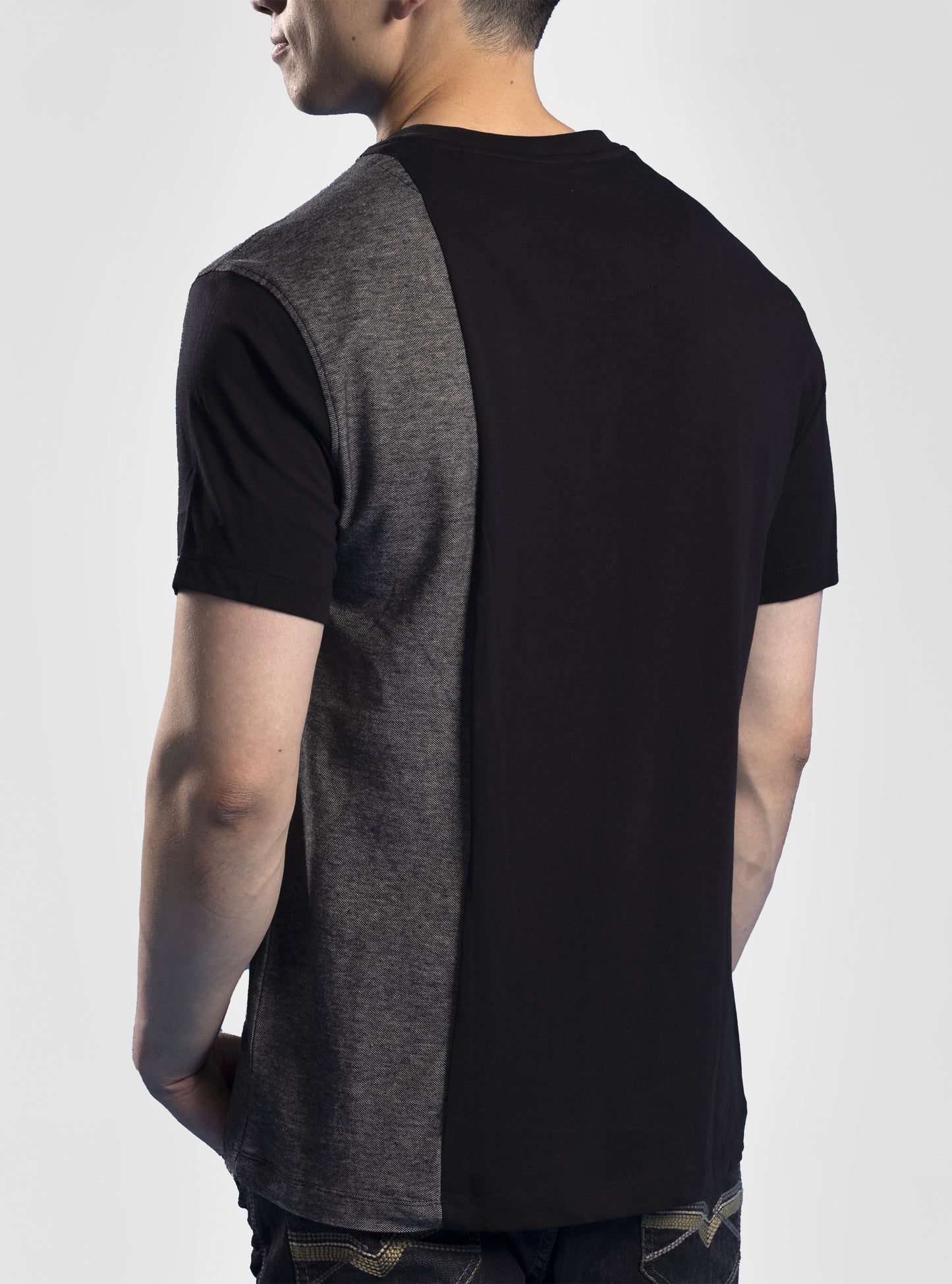 Men's v neck short sleeve t-shirt