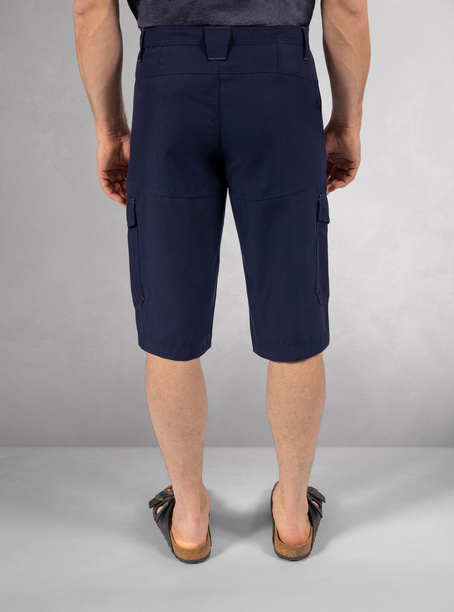 MENS CAPRI