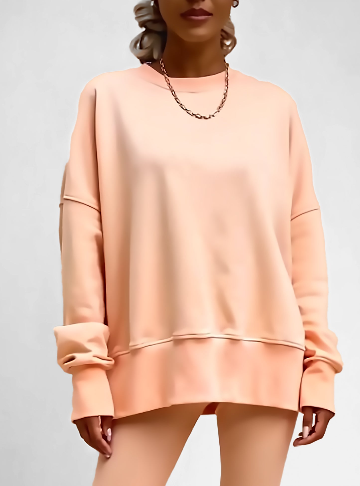 Oversized Beige Sweatshirt – Cozy & Versatile