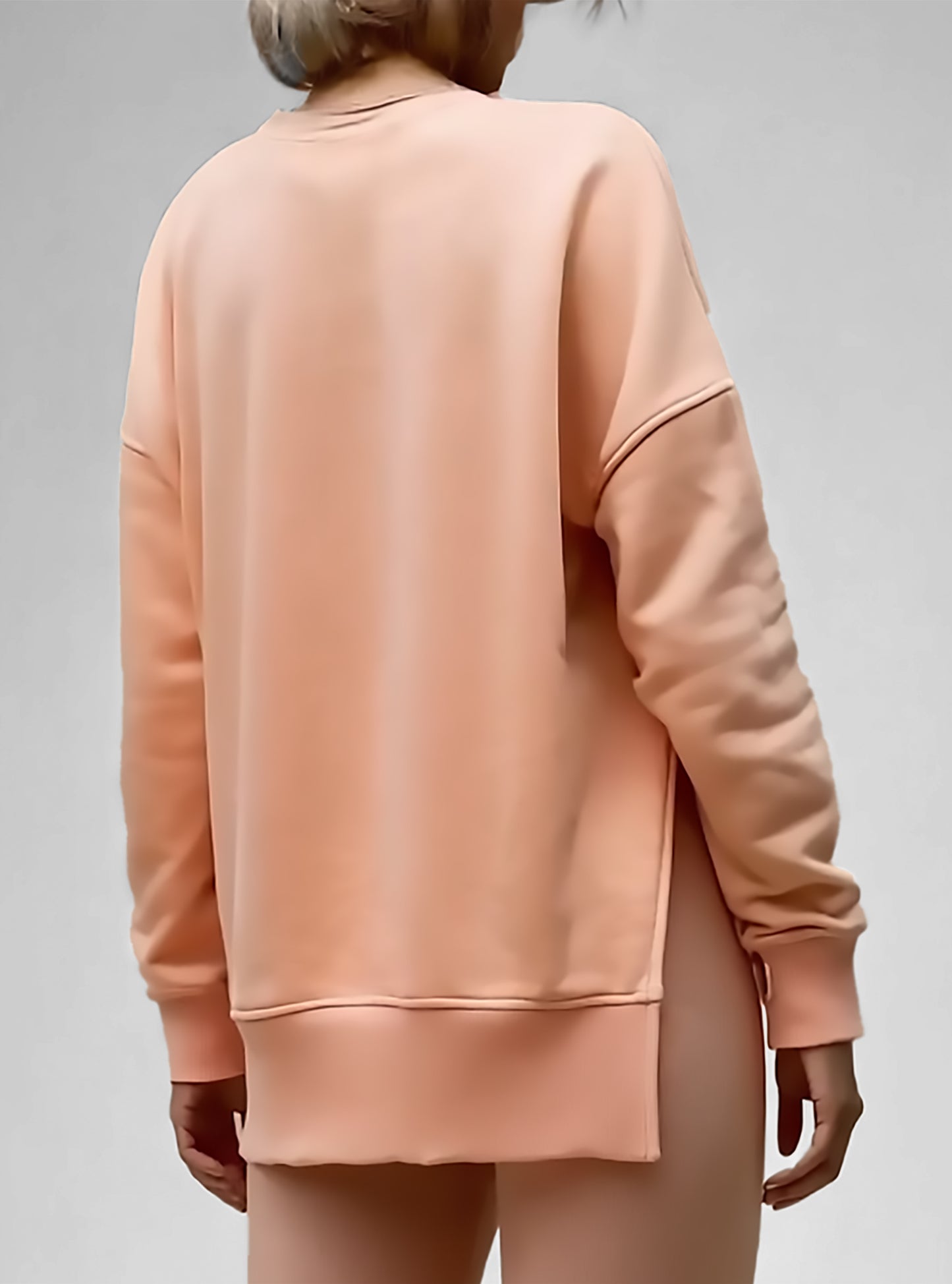 Oversized Beige Sweatshirt – Cozy & Versatile