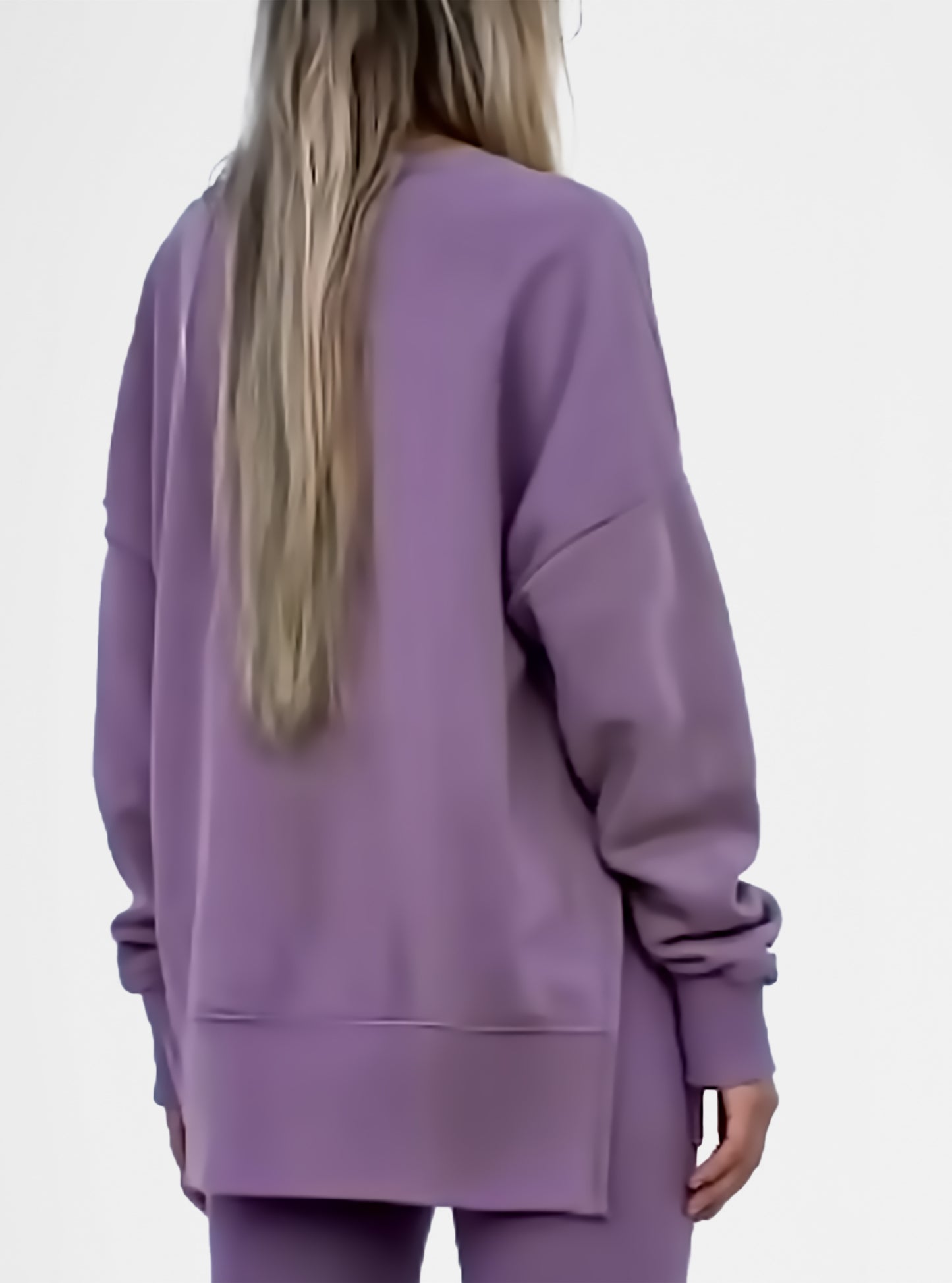 Oversized Beige Sweatshirt – Cozy & Versatile