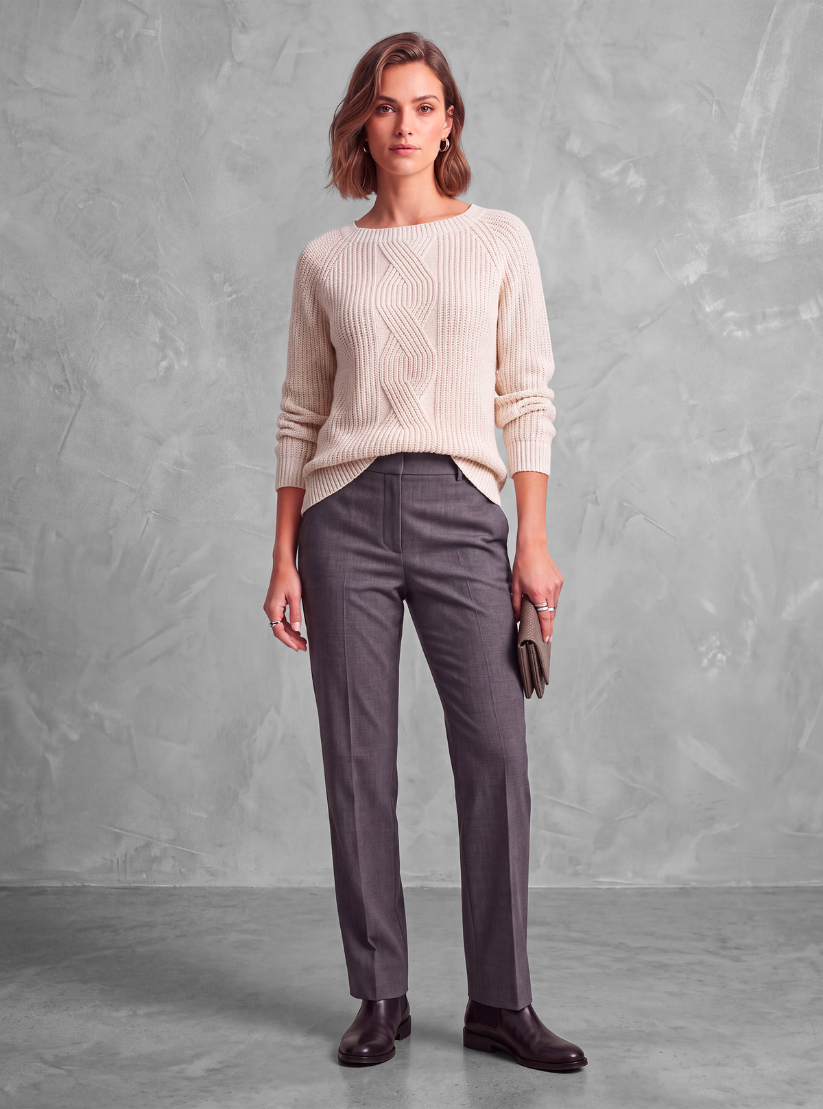 WOMEN'S CREW NECK LONG SLEEVE SWEATER