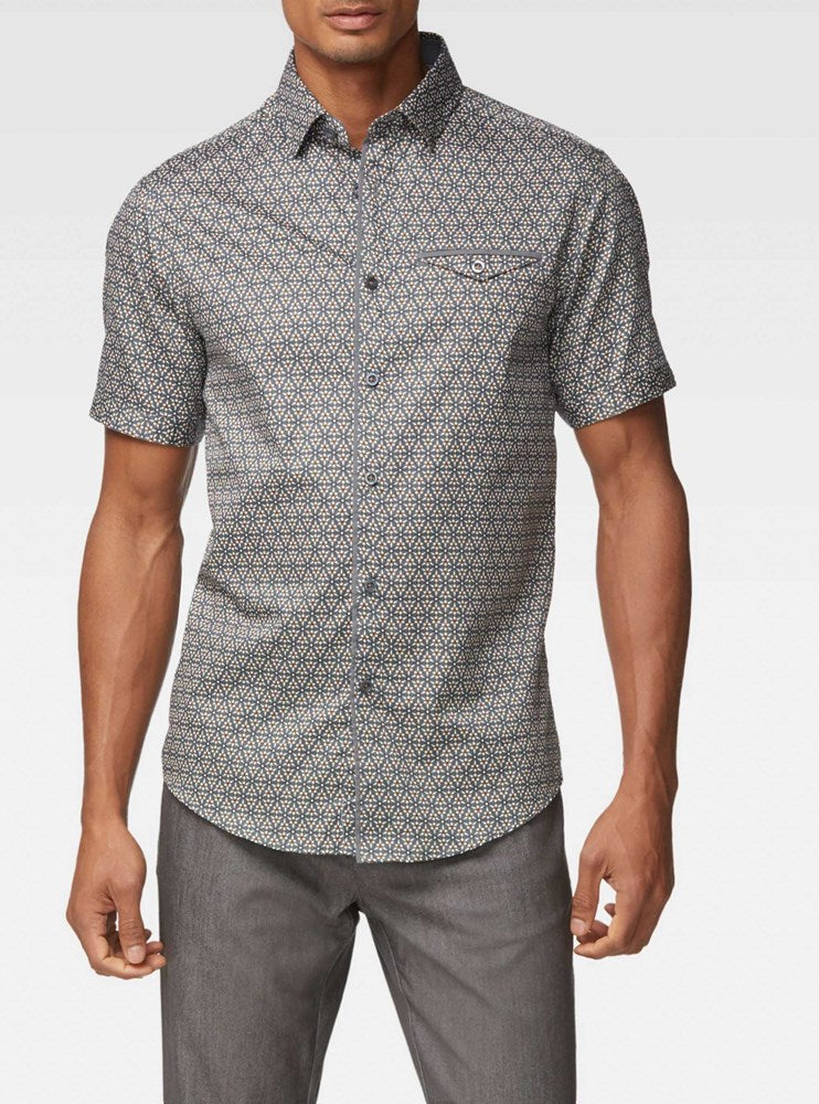 Men's casual short sleeve shirt