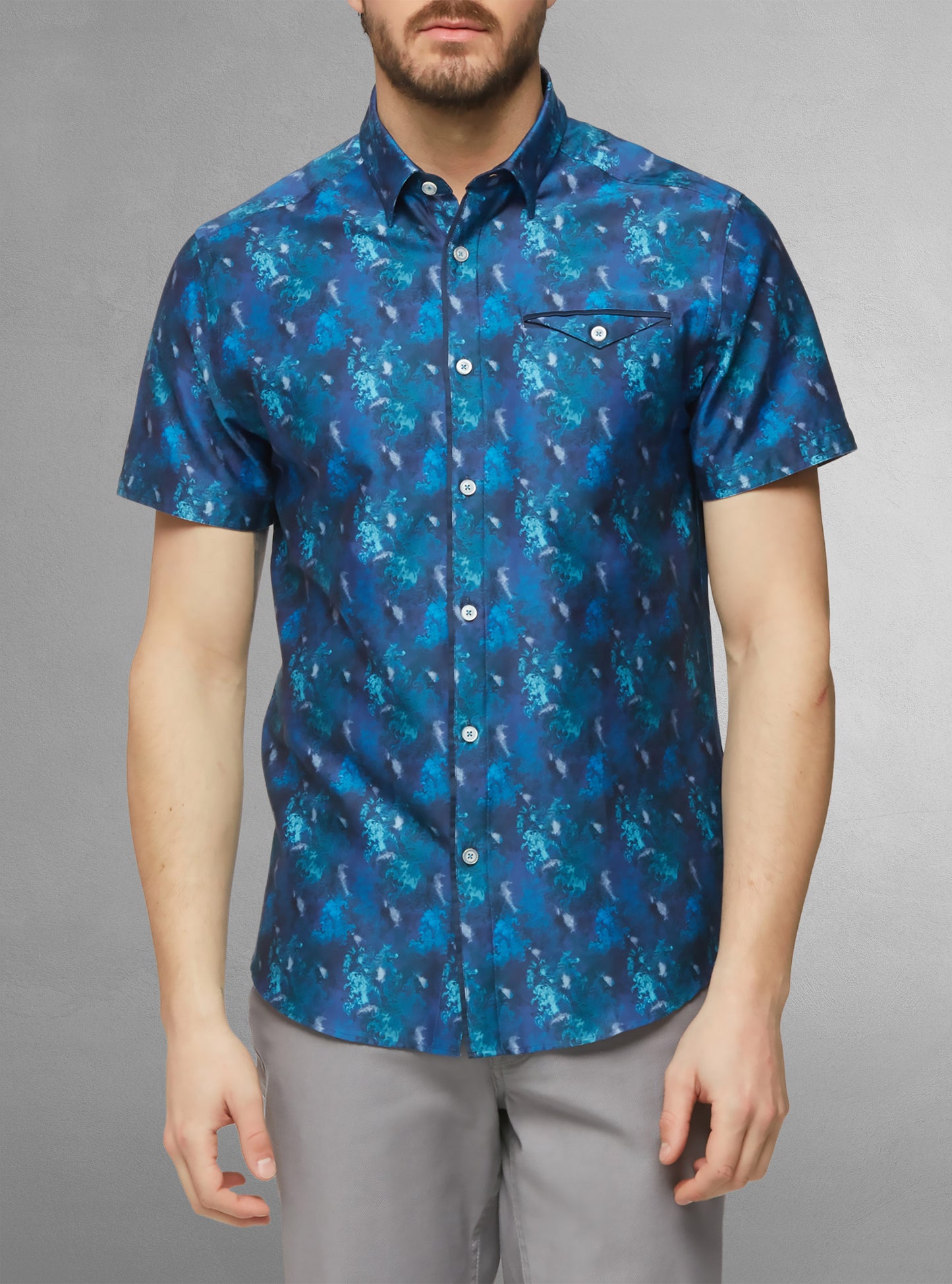 CHEMISE DÉCONTRACTÉE À MANCHES COURTES POUR HOMMES