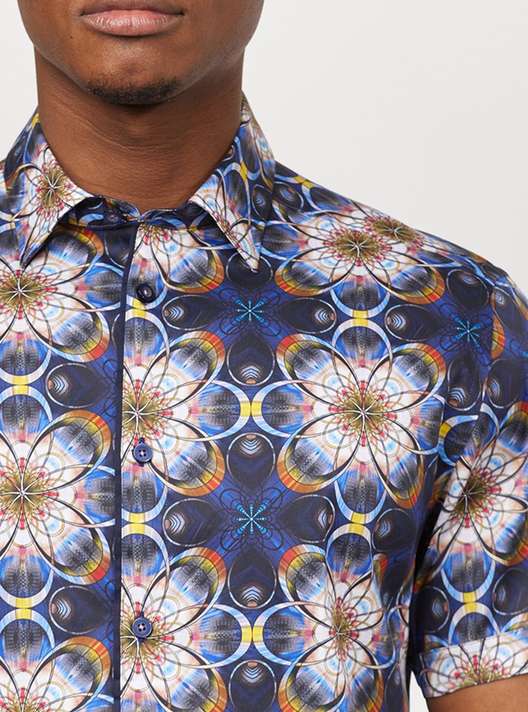 Men's casual short sleeve shirt