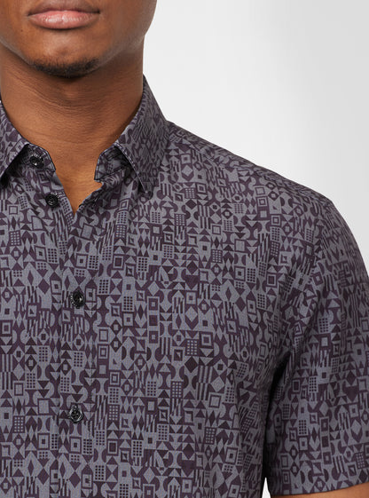 Men's casual short sleeve shirt