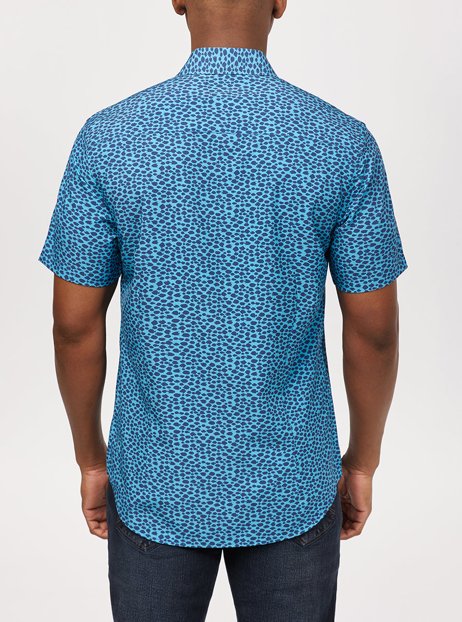 Men's casual short sleeve shirt