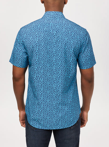 Men's casual short sleeve shirt