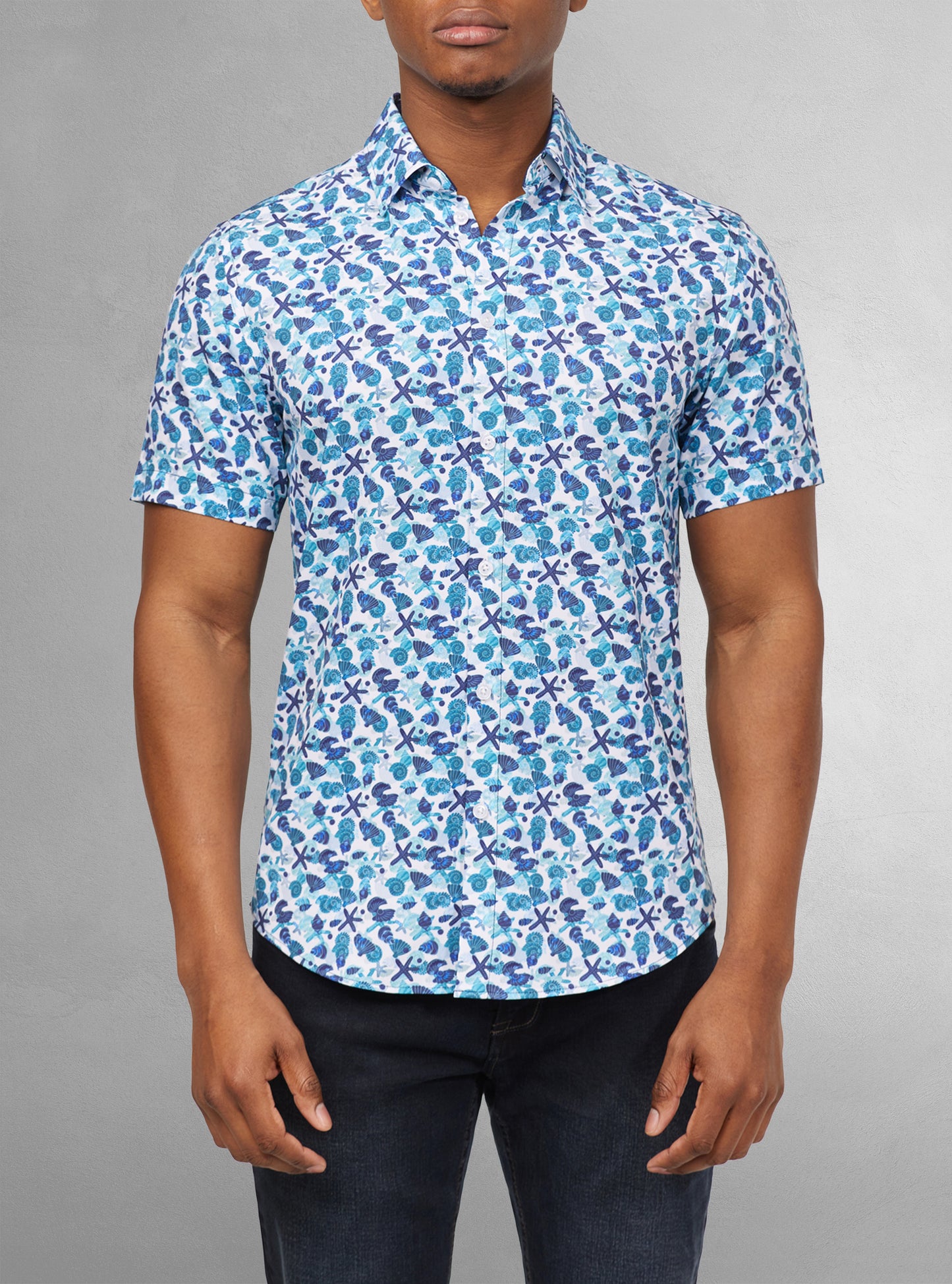 Men's casual short sleeve shirt