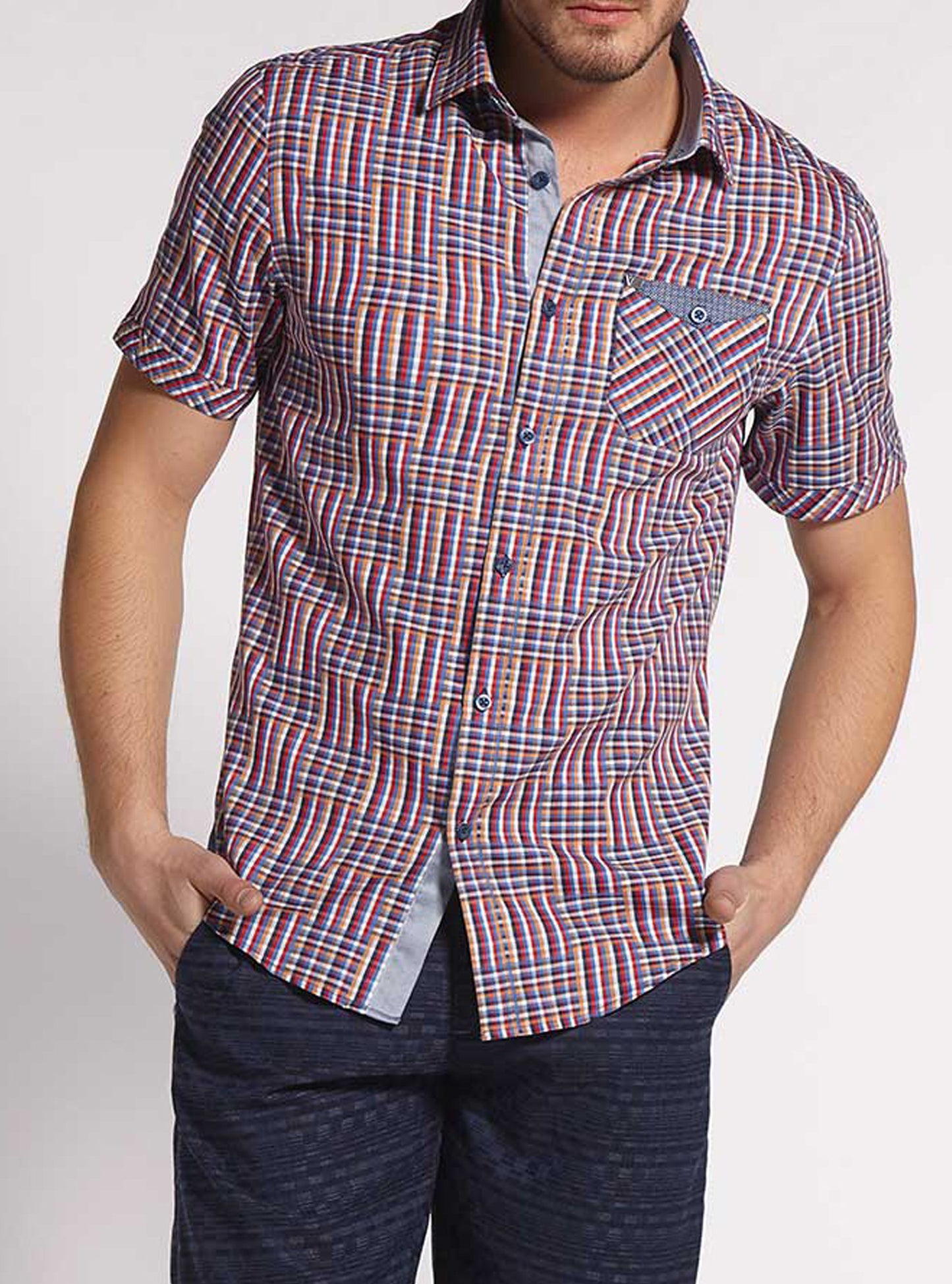 Men's casual short sleeve shirt
