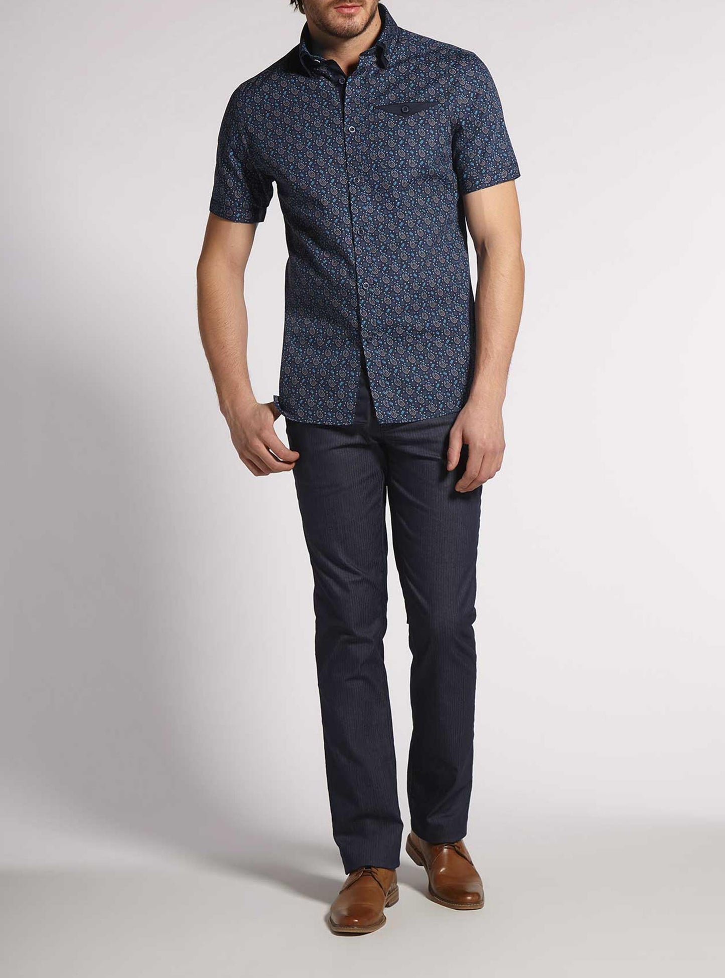 Men's casual short sleeve shirt