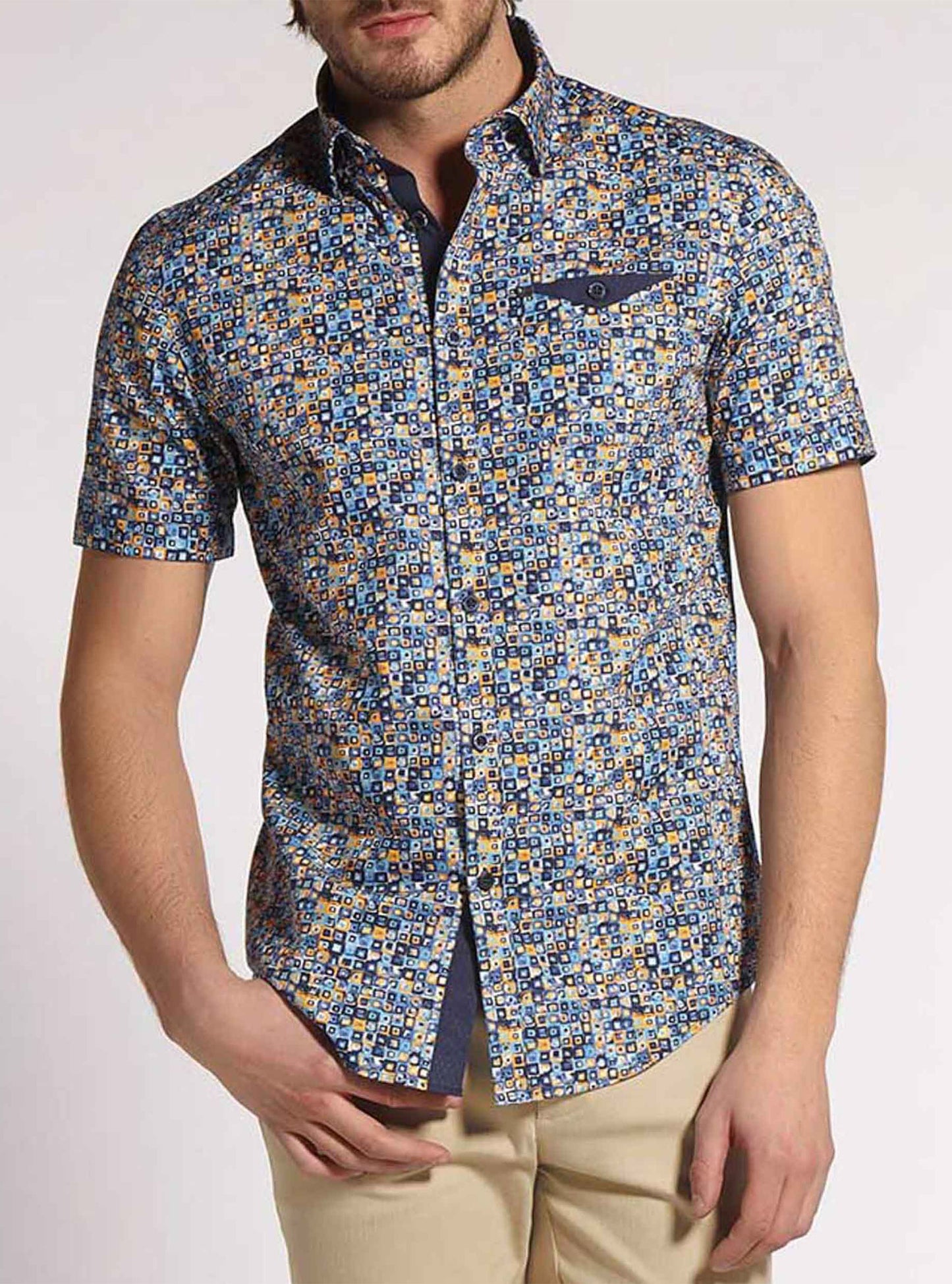Men's casual short sleeve shirt