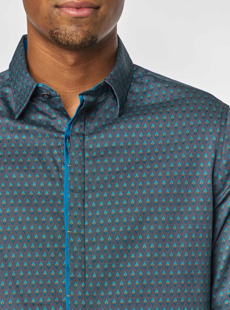 Men's casual long sleeve shirt