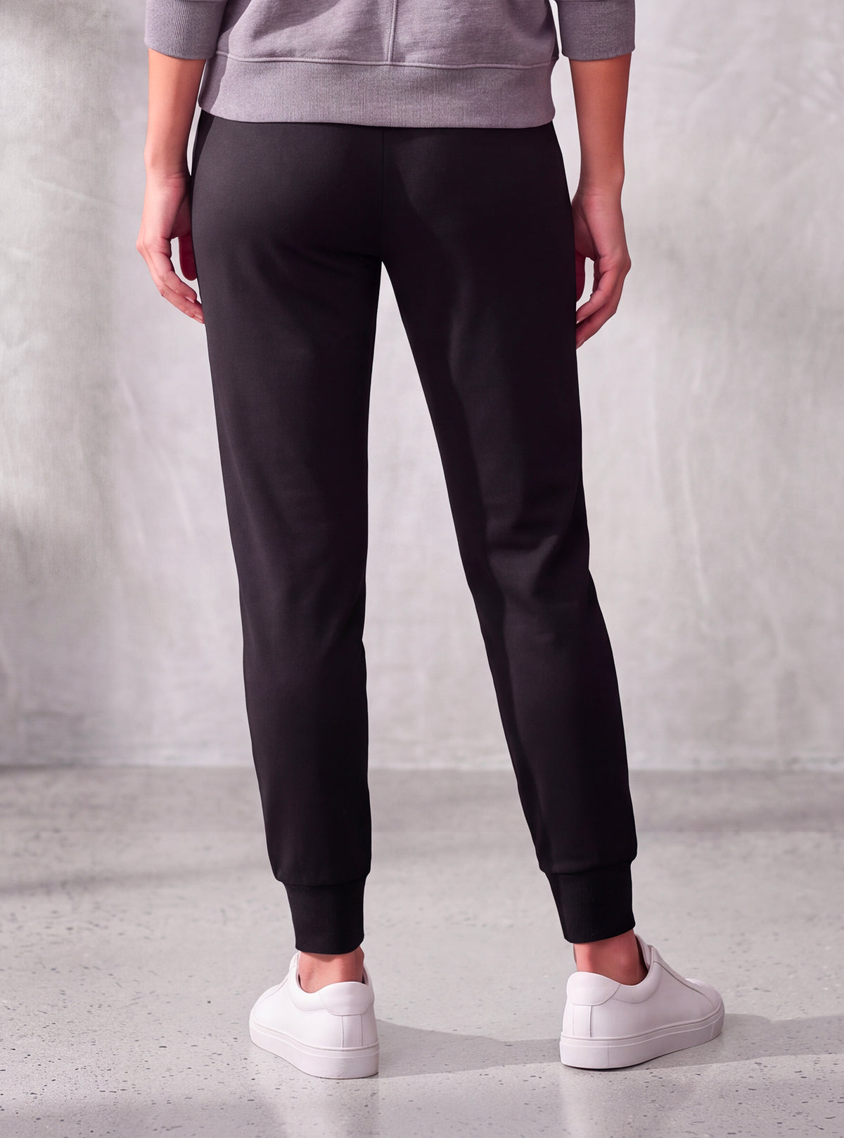 WOMEN'S JOGGER PANTS
