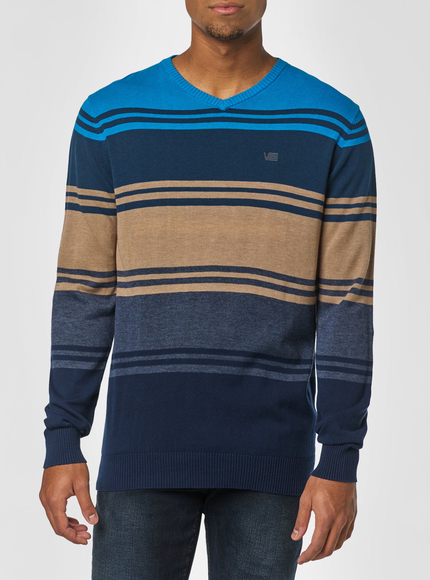 Men's v neck sweater
