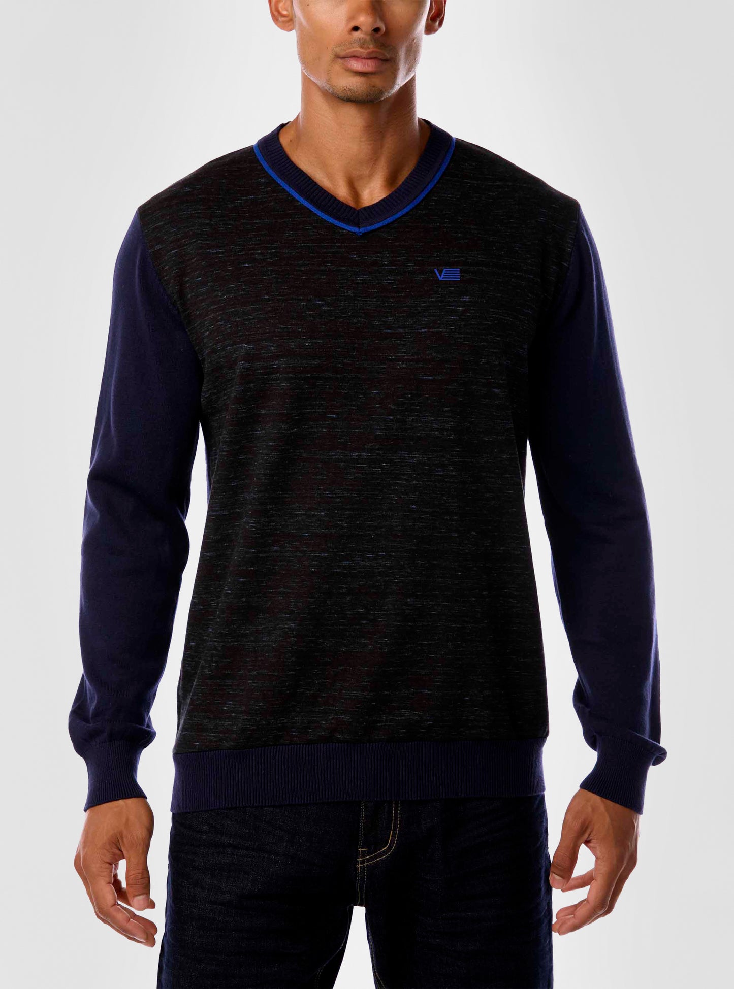 Men's v neck sweater