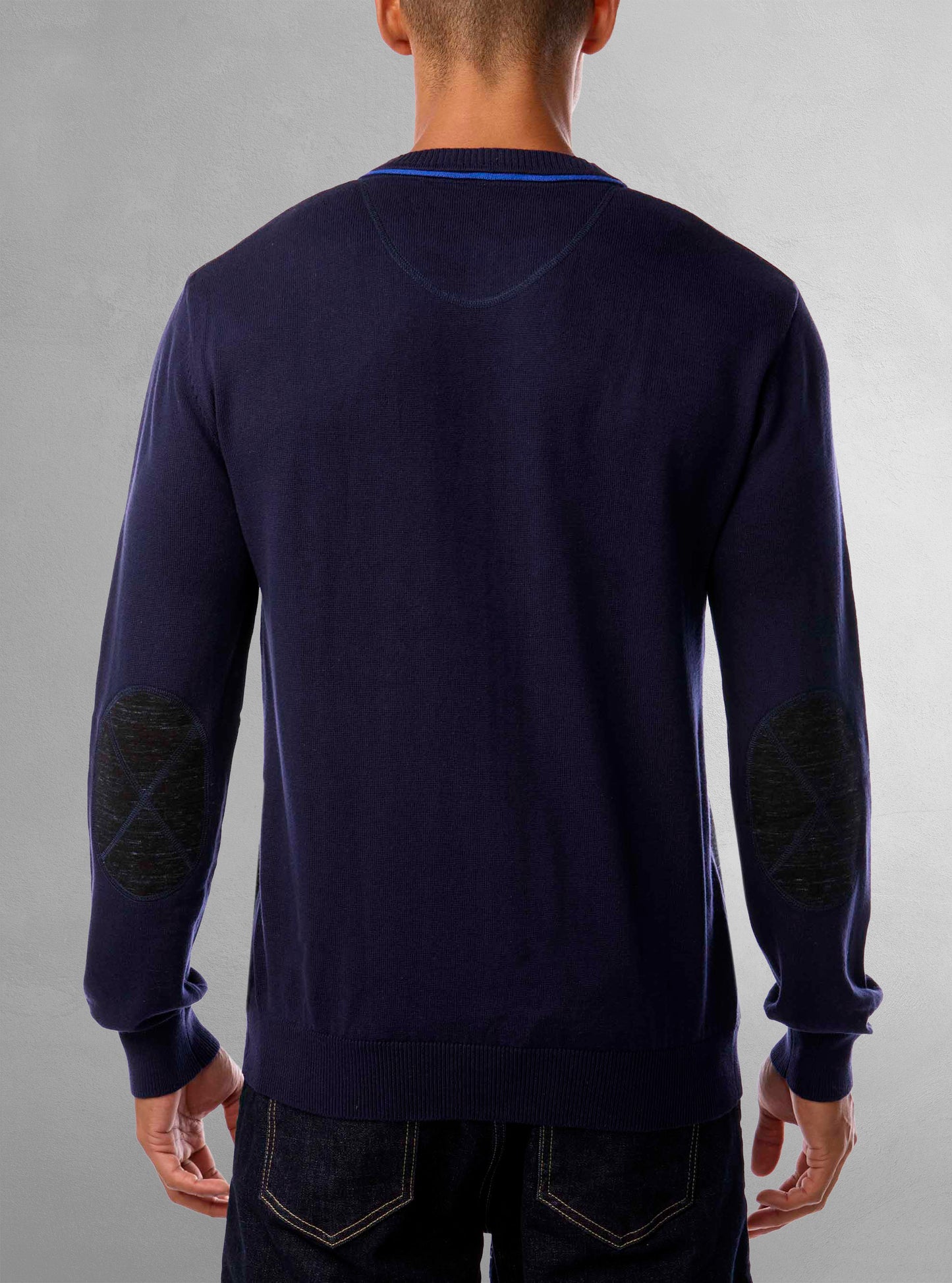 Men's v neck sweater