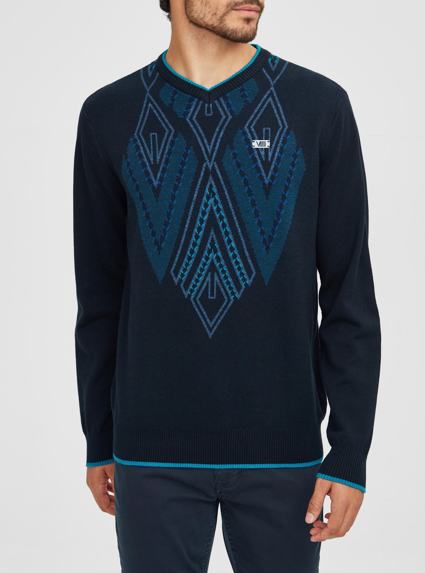 Men's v neck sweater