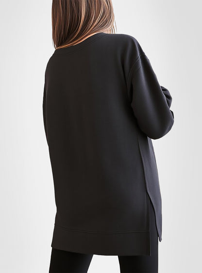 Oversized Black Sweatshirt – Effortless Comfort & Style