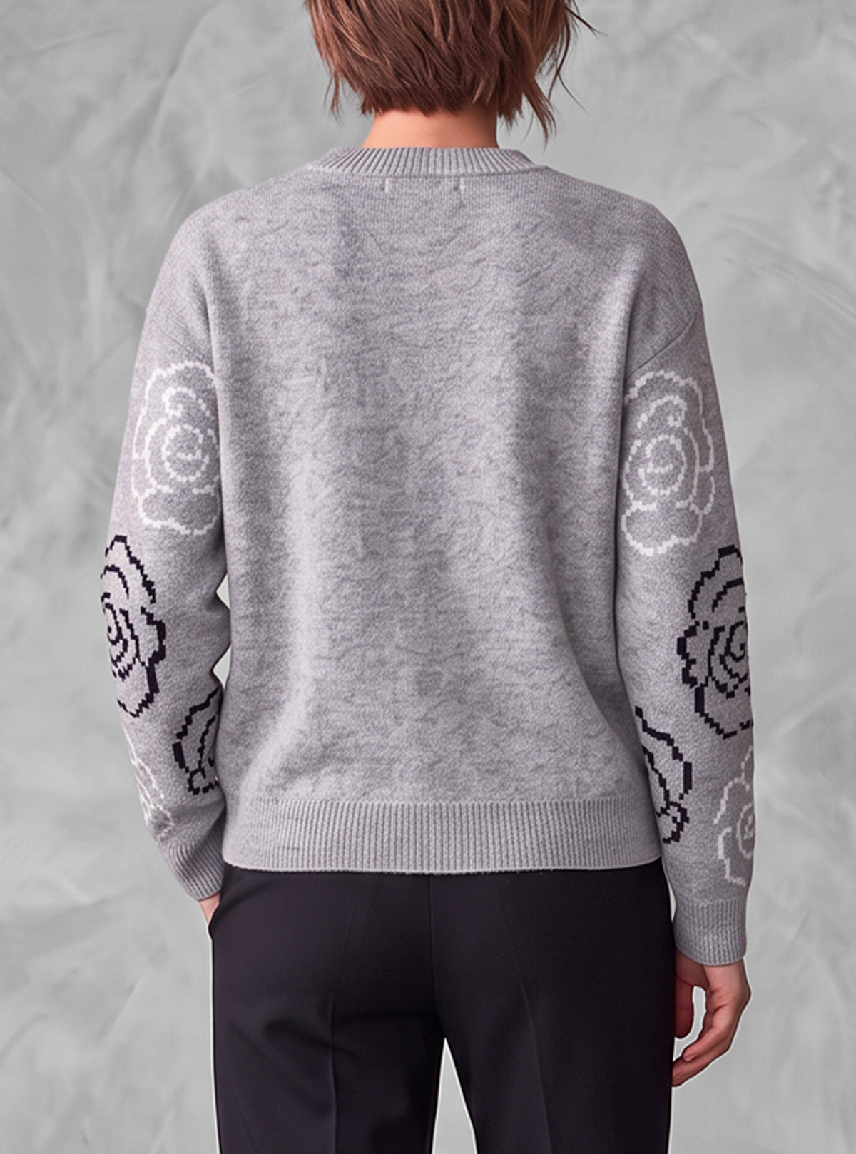 PULL À COL ROND ET MANCHES LONGUES POUR FEMMES
