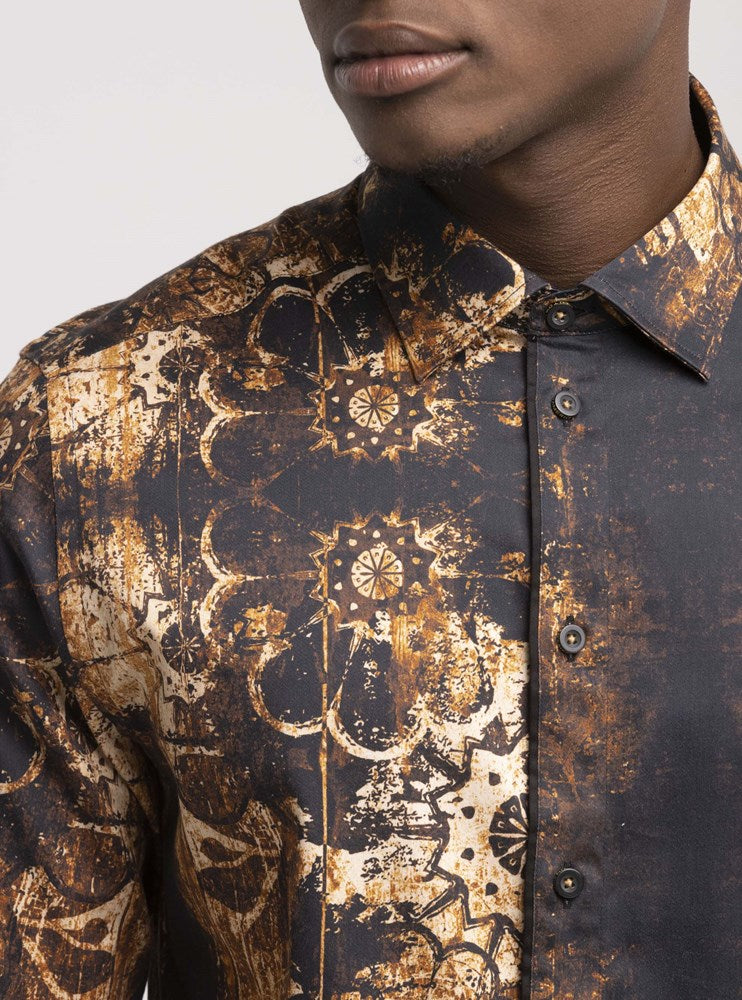 Men's casual long sleeve shirt